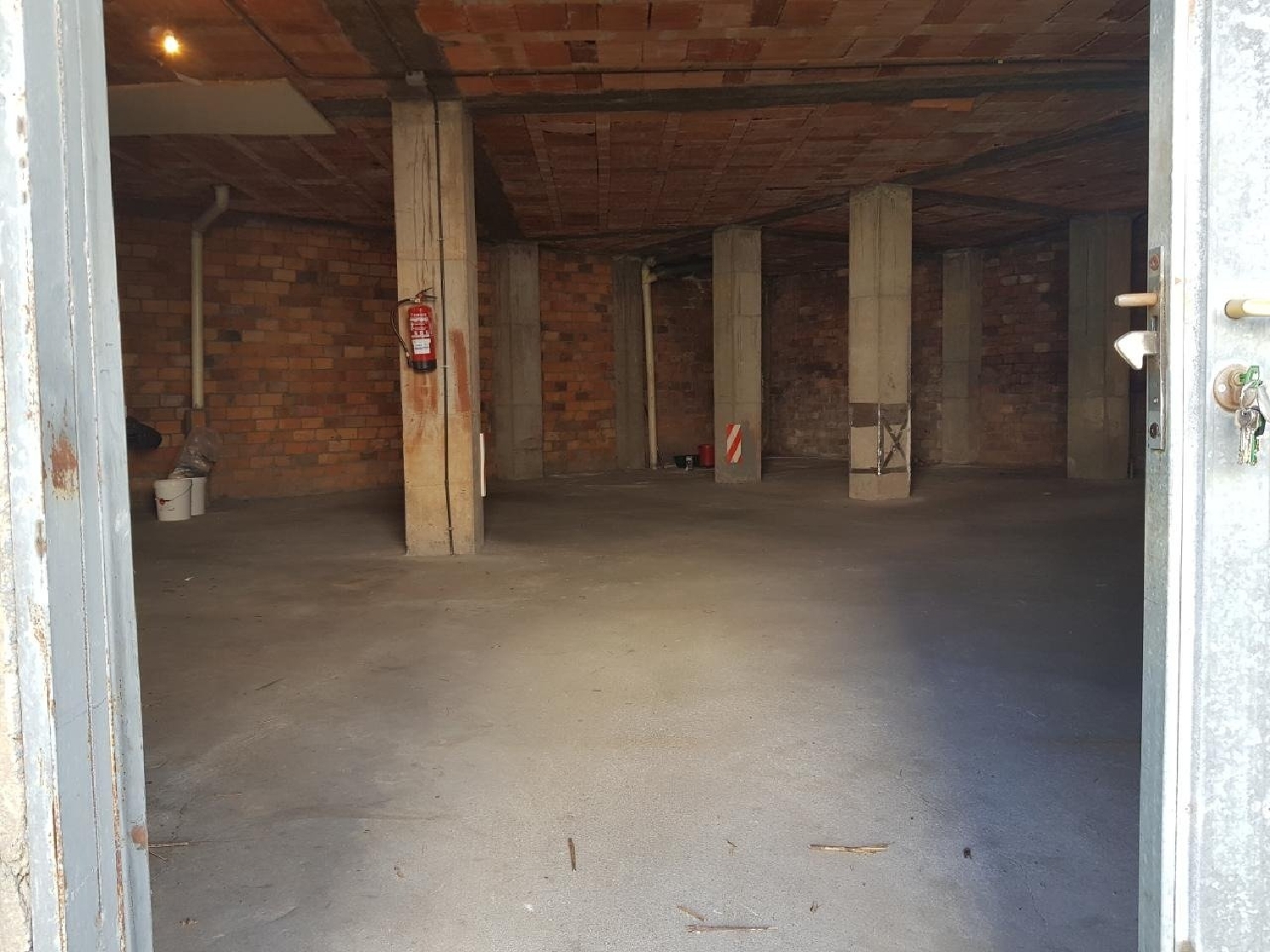 till salu lokal Campanario Ferrol 3