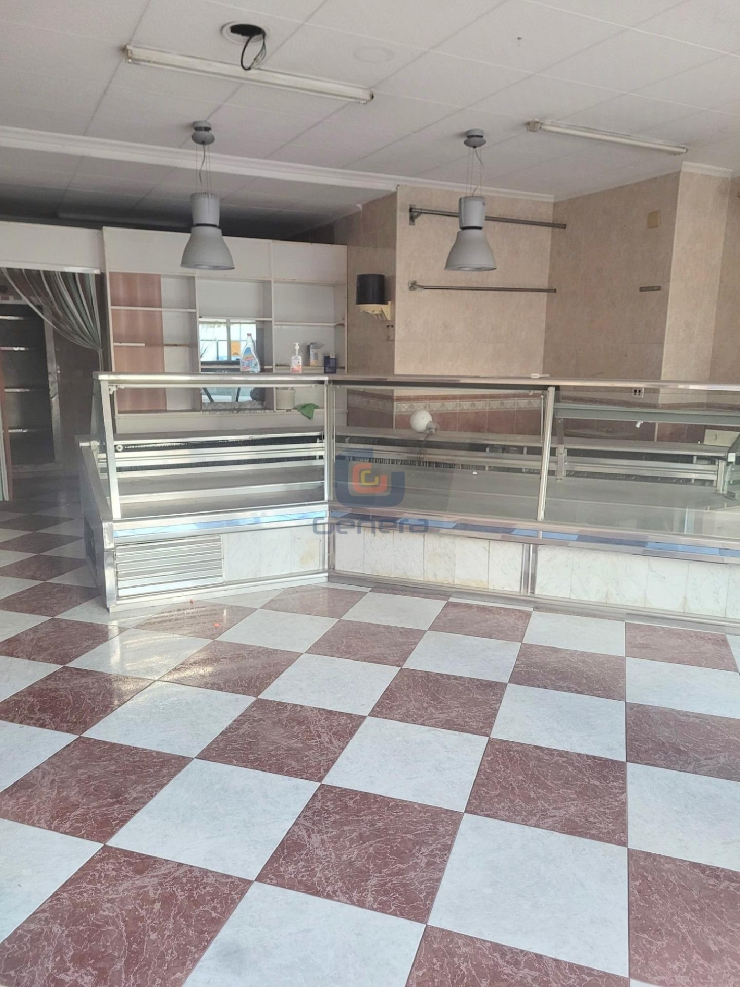 till salu lokal Campoamor Alacantí 3