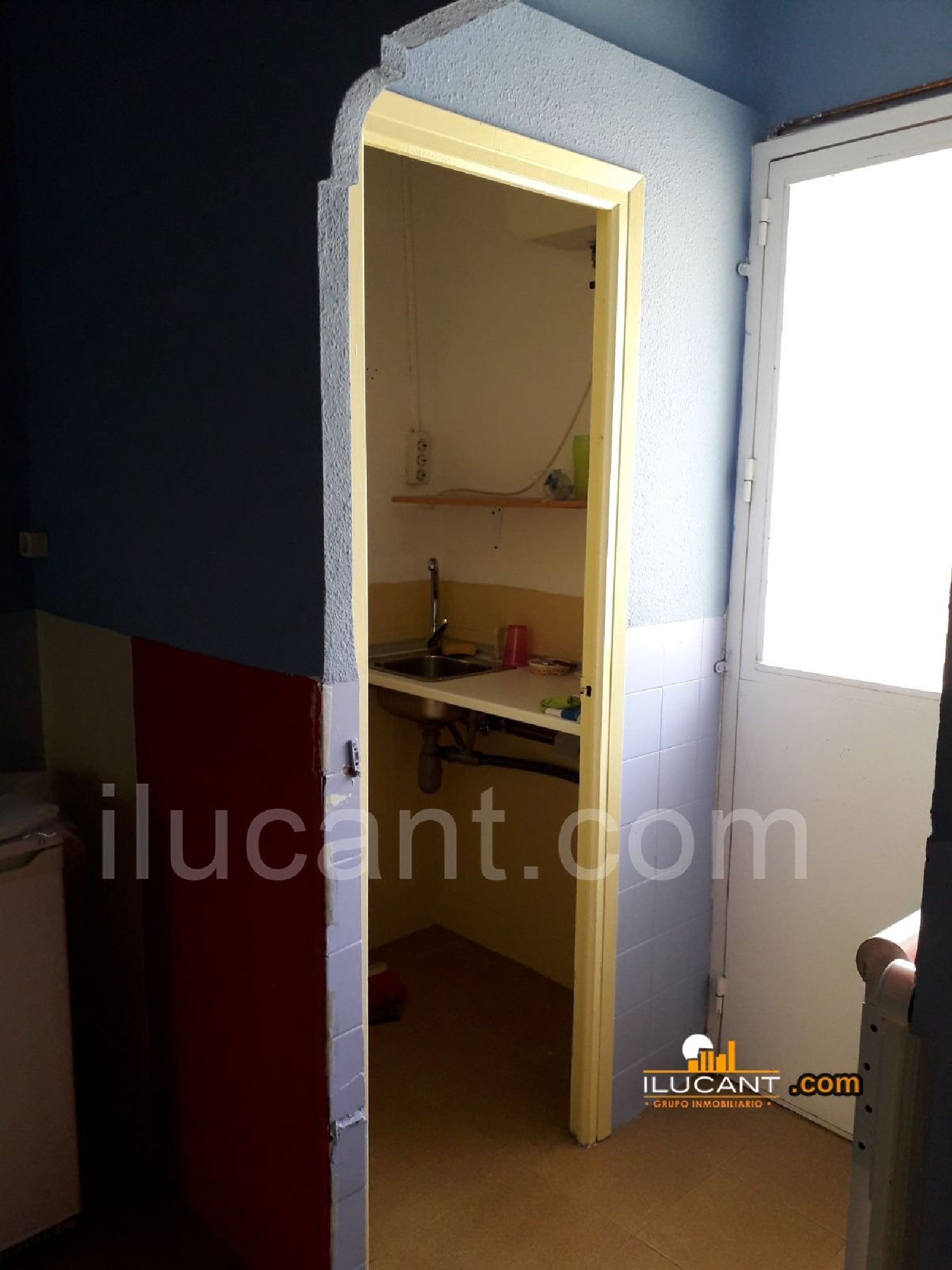 till salu lokal Campoamor Alacantí 3