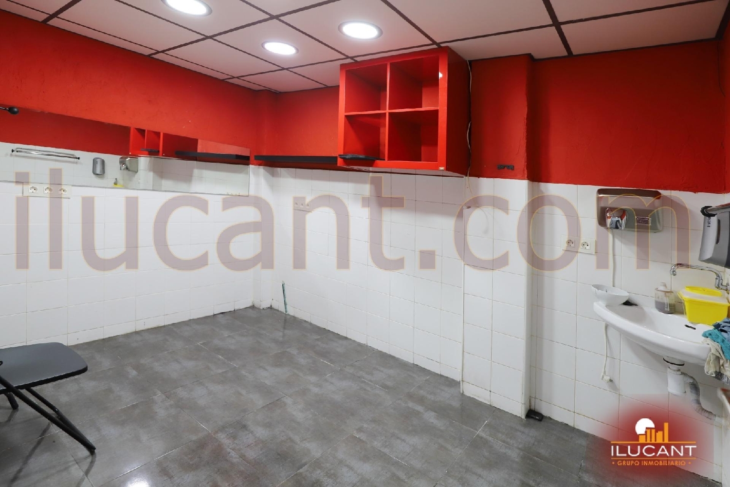  till salu lokal Altozano Alacantí 8