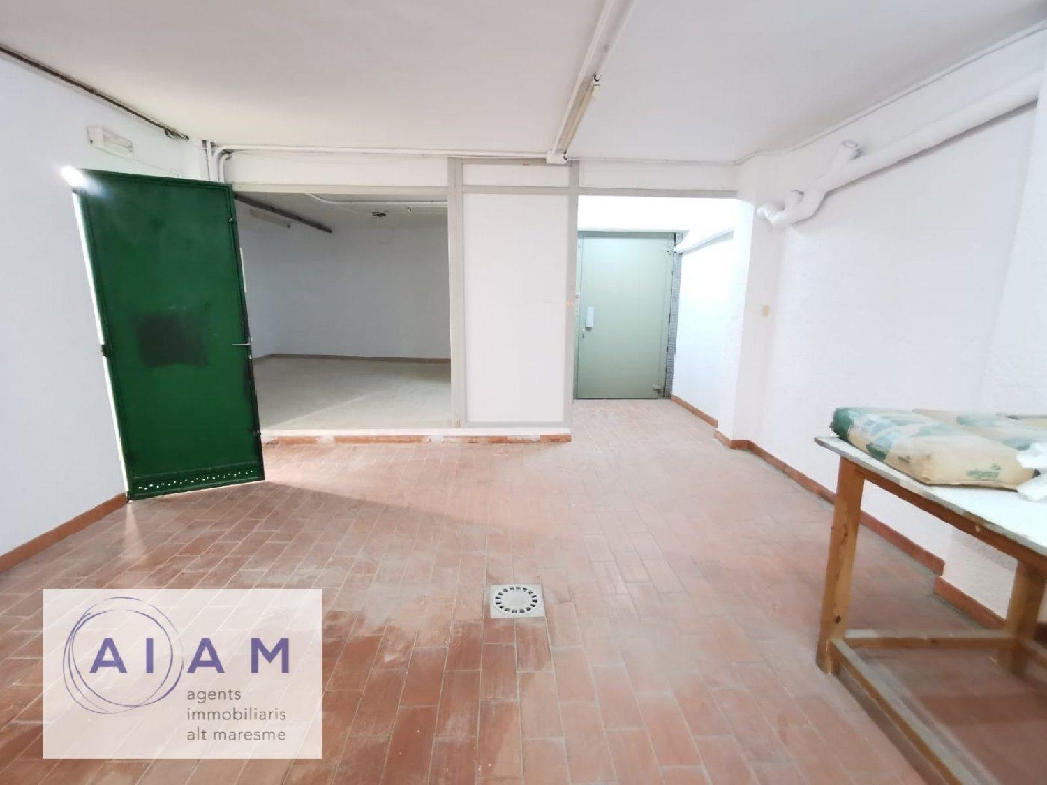 till salu lokal Can Cornet Maresme 2
