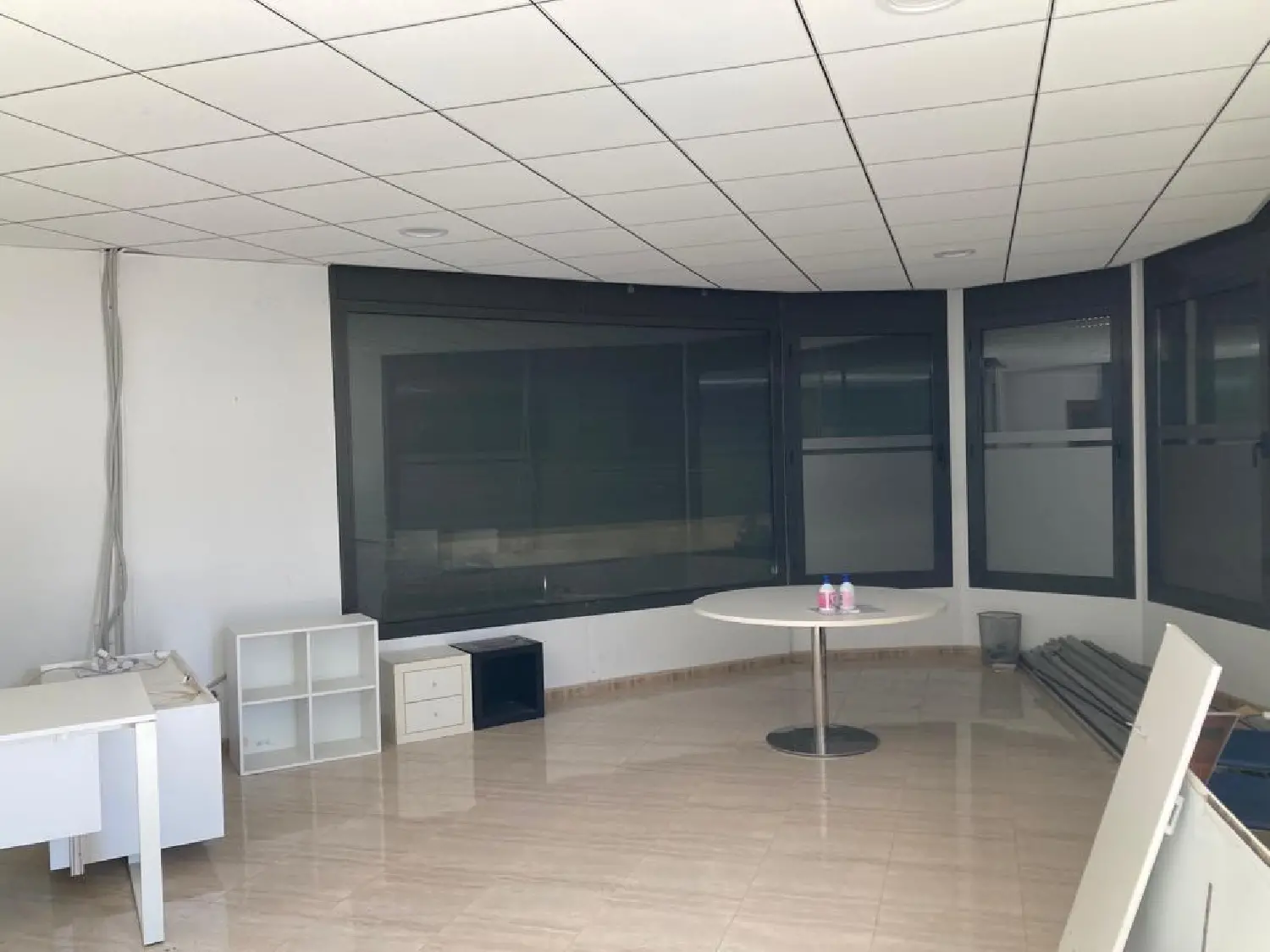  till salu lokal Can Carreres Maresme 1