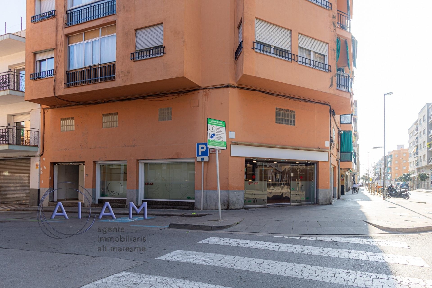  till salu lokal Pinemar Maresme 4