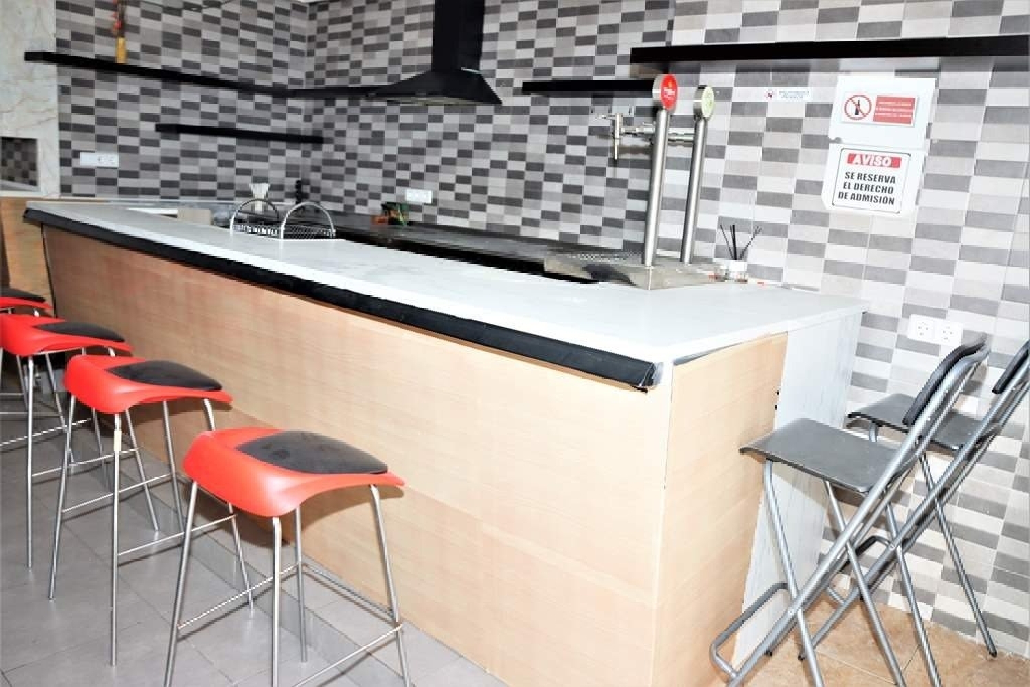  till salu lokal Can Serra Barcelonès 5