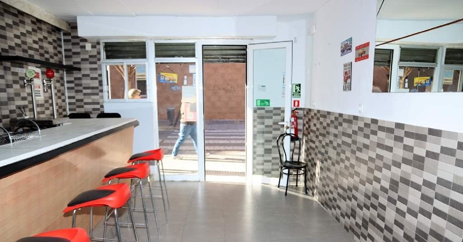 till salu lokal Can Serra Barcelonès 1