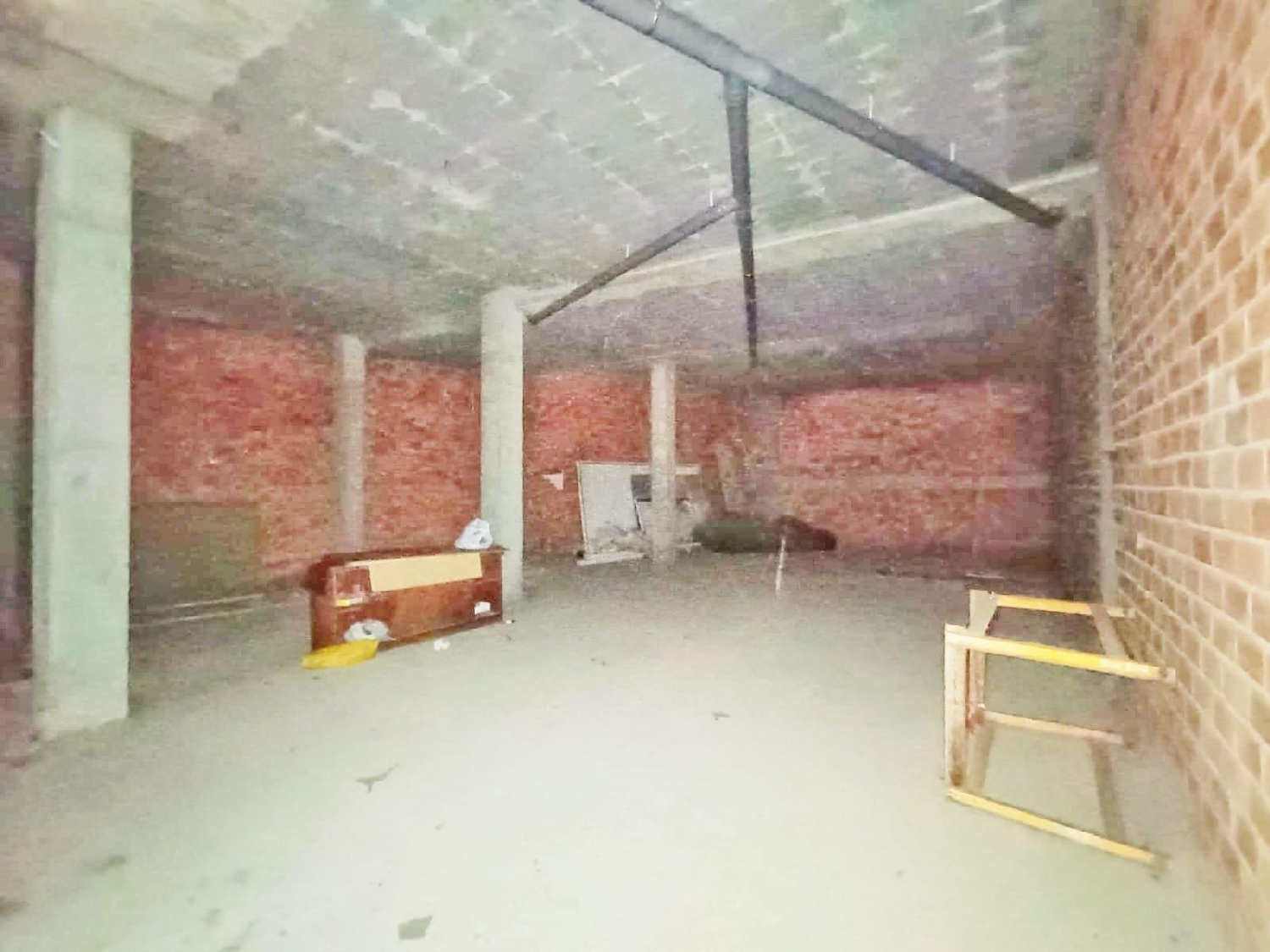  till salu lokal Ponte Dena Salnés 1