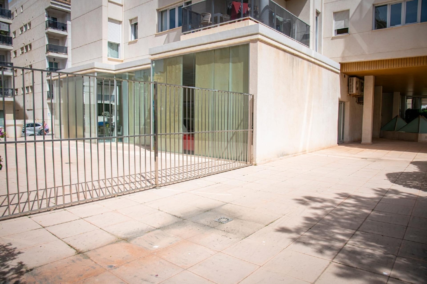 till salu lokal Cap Negret Marina Baixa 3