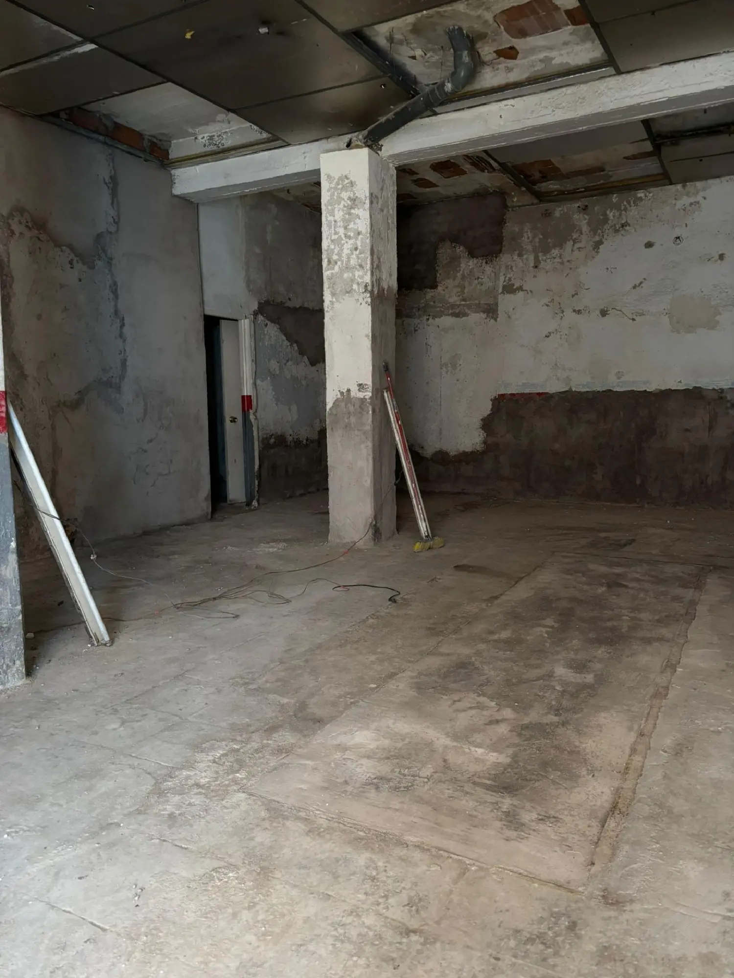  till salu lokal Carabanchel-Carabanchel Alto Y Pau Madrid Capital 5