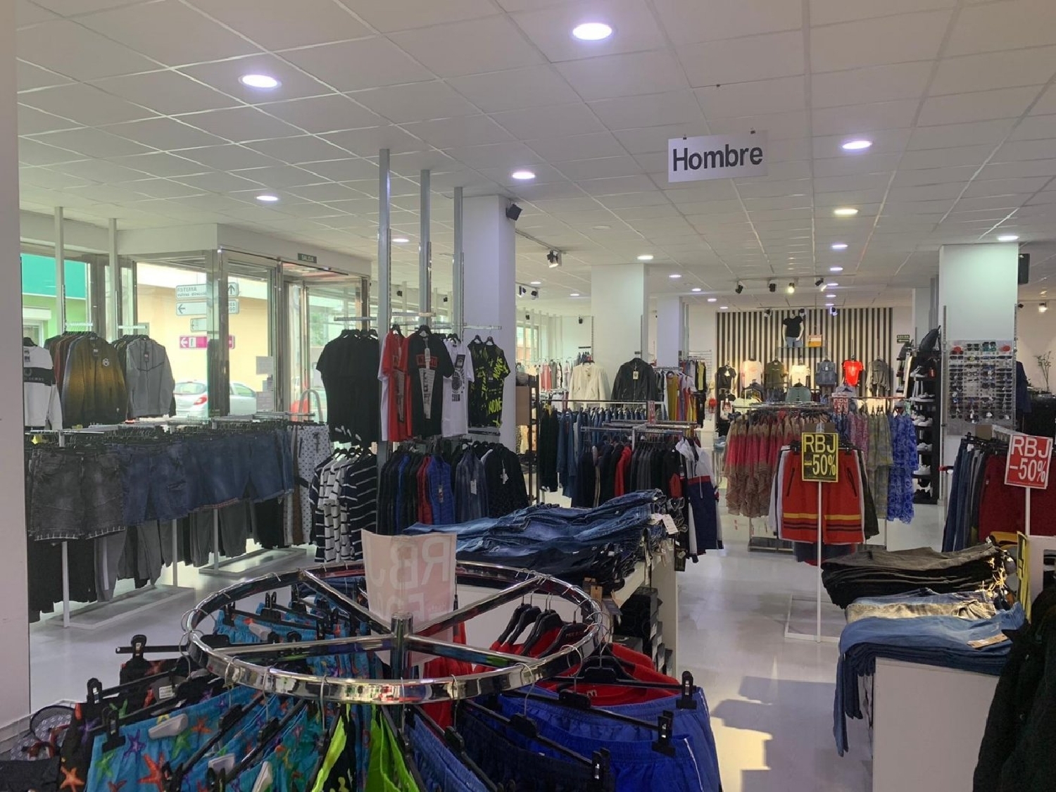  till salu lokal Carballo Bergantiños 7