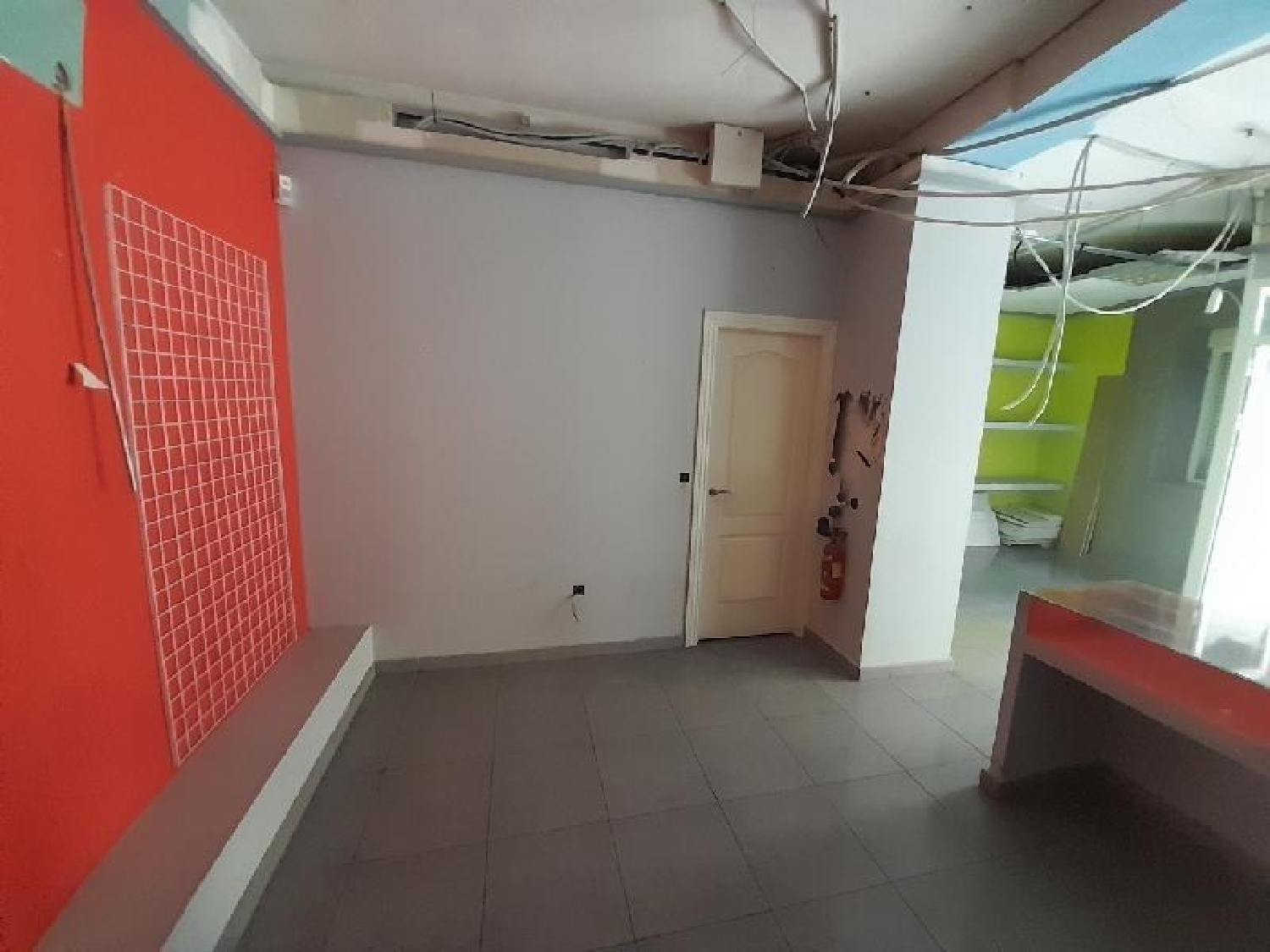  till salu lokal Carcaixent Ribera Alta 8
