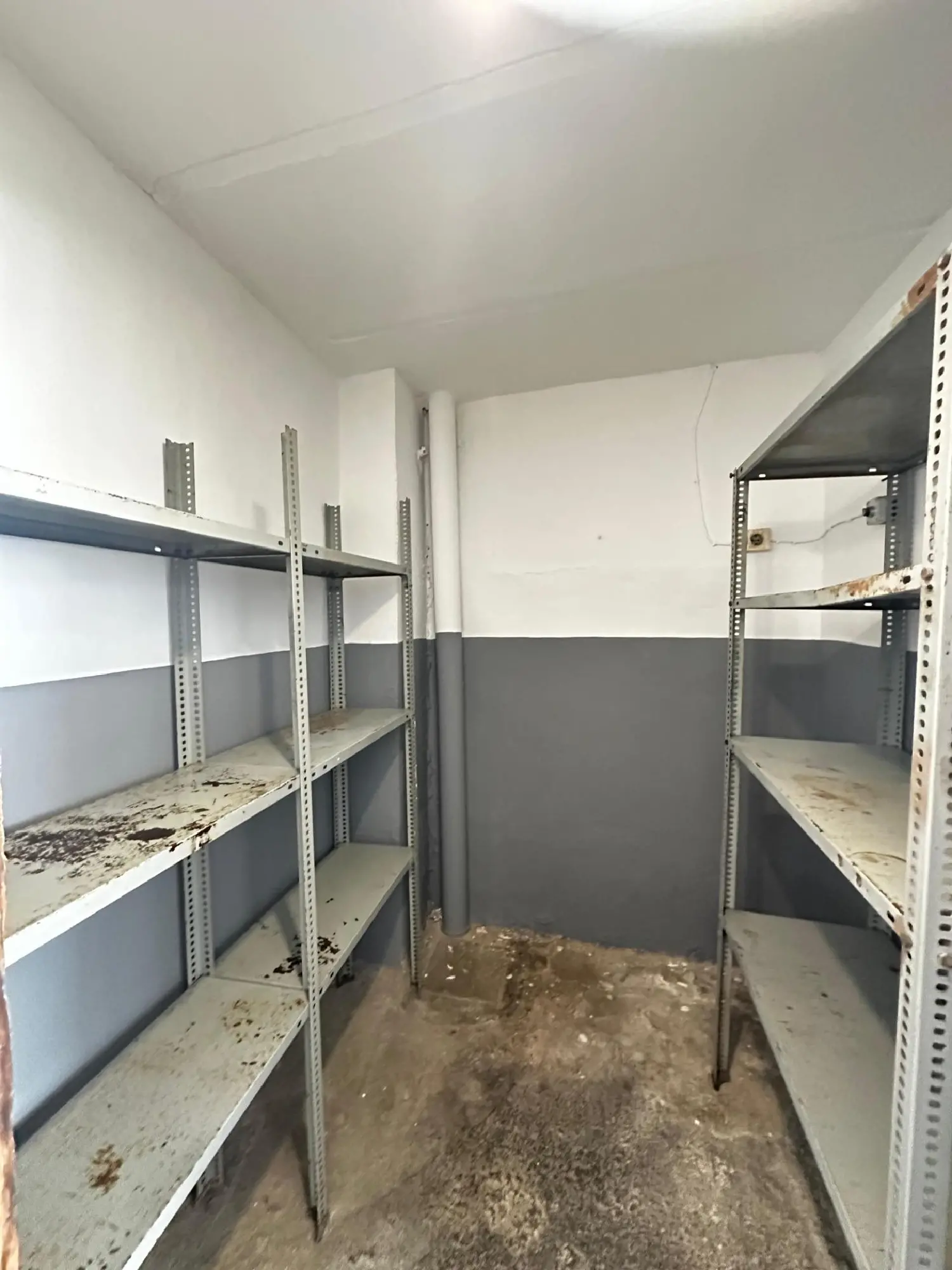 till salu lokal Ausias March Ribera Alta 3