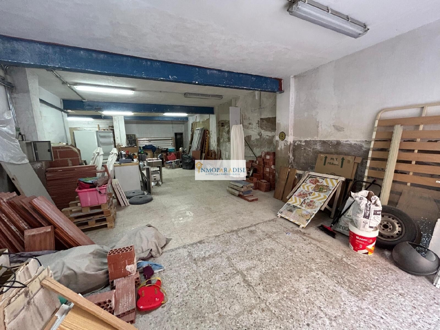  till salu lokal Carolinas Alacantí 2