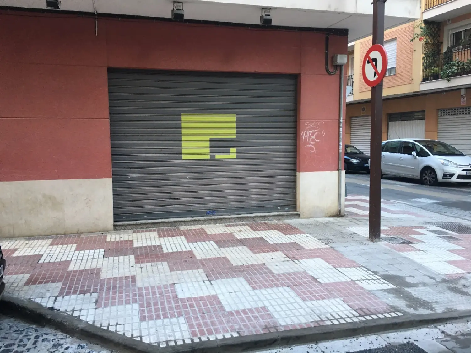till salu lokal Raval Ribera Alta 2