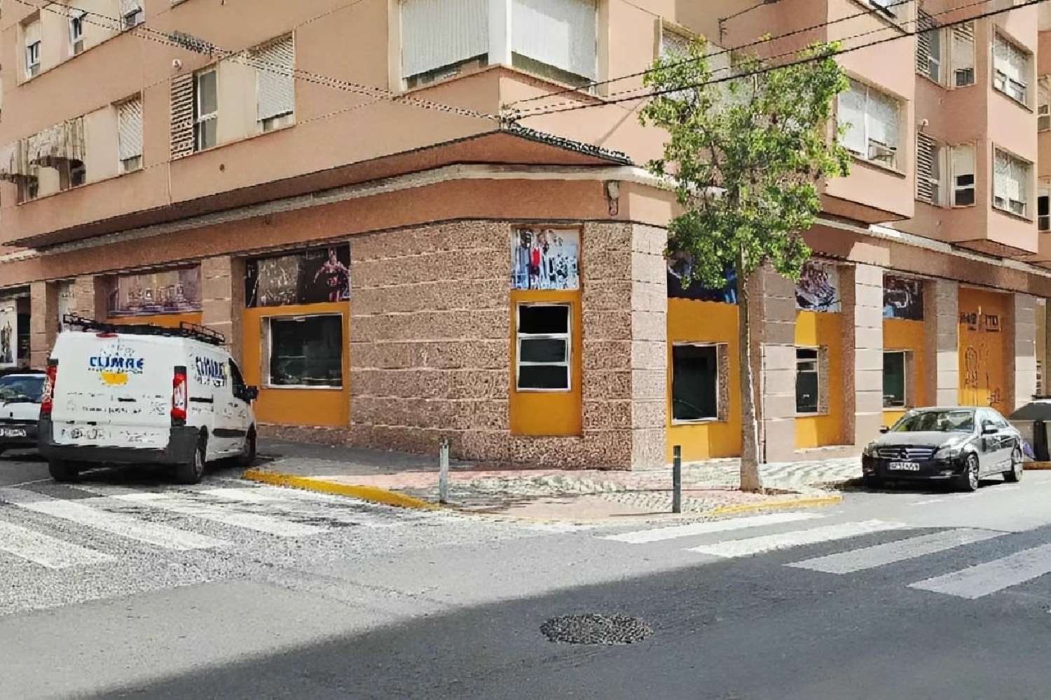  till salu lokal Penya Les Aguiles Baix Vinalopó 1