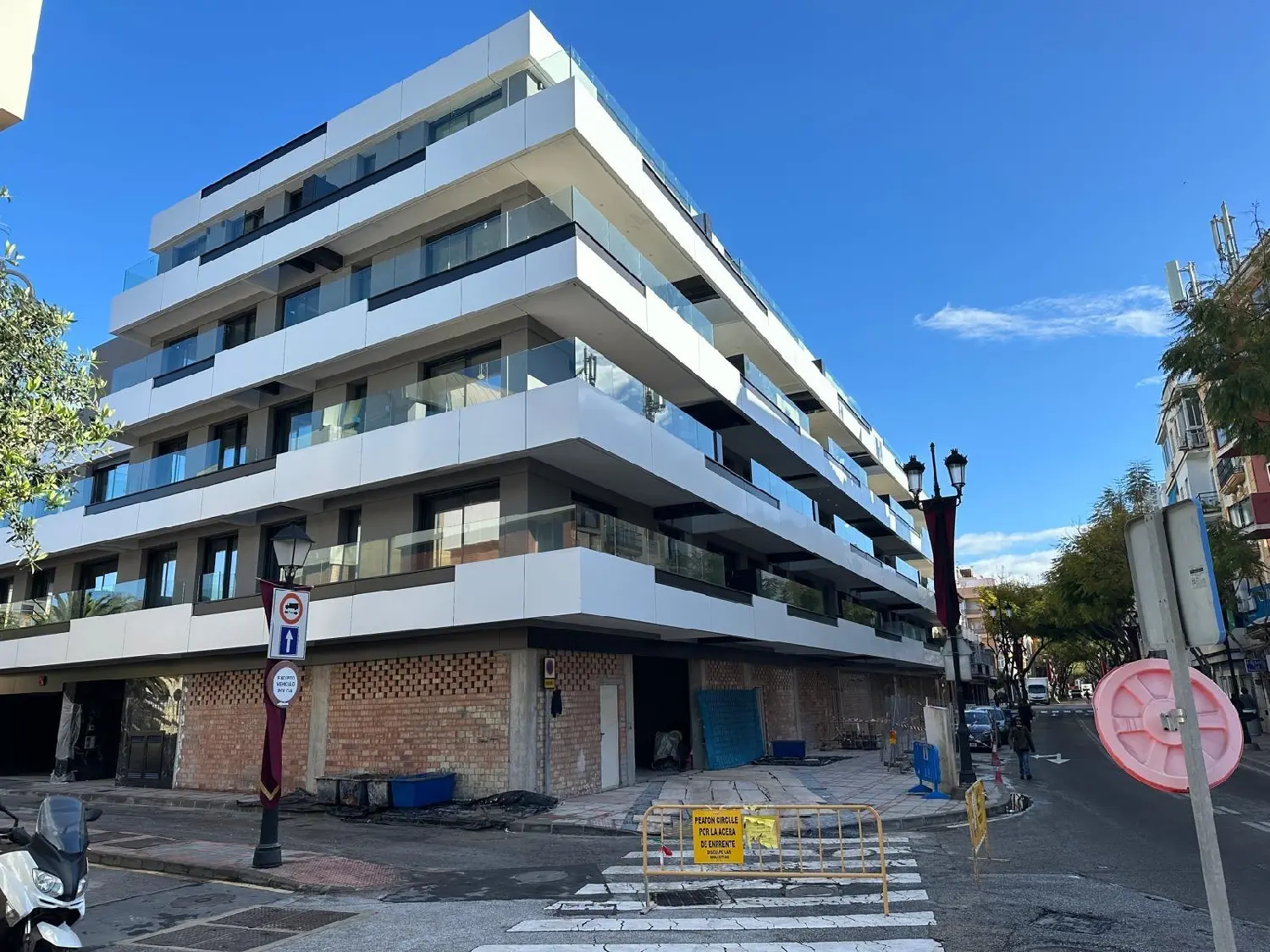  till salu lokal Los Pacos Costa Del Sol Occidental 1