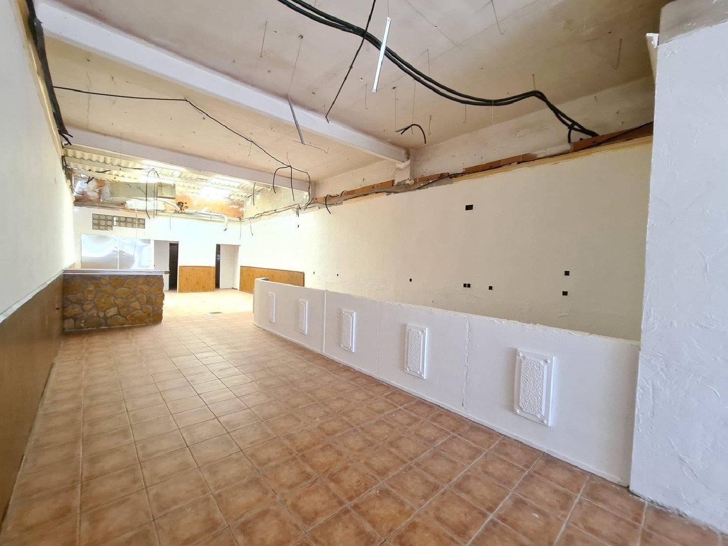 till salu lokal Cascante Alt Vinalopó 3