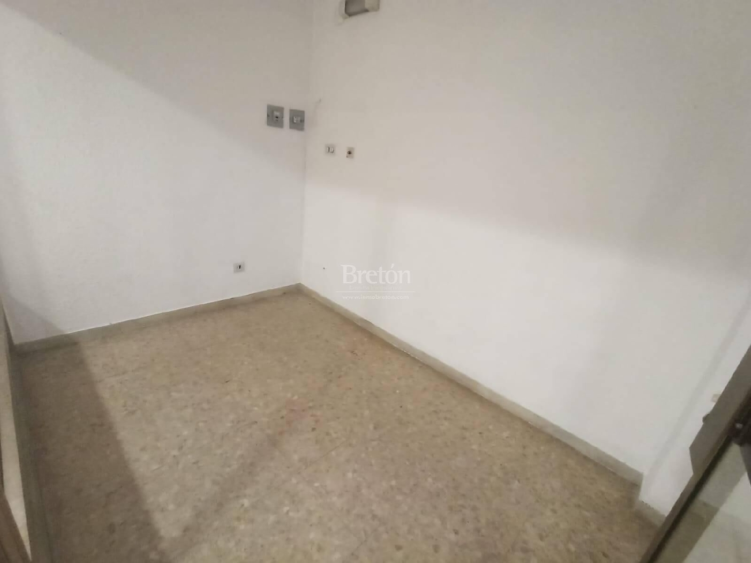  till salu lokal Casco Histórico 50001 D.C. Zaragoza 8