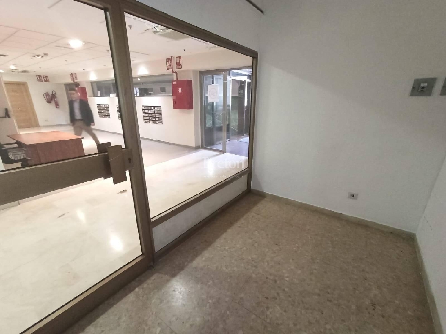  till salu lokal Casco Histórico 50001 D.C. Zaragoza 7
