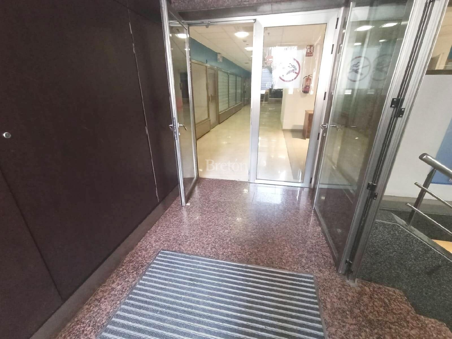  till salu lokal Casco Histórico 50001 D.C. Zaragoza 3