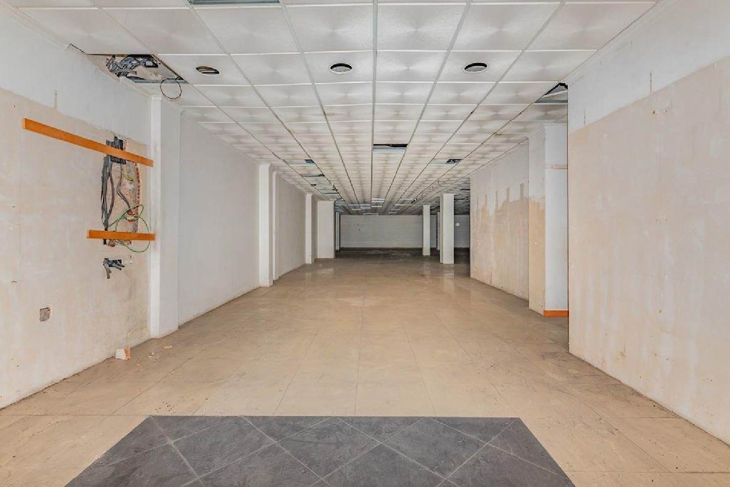  till salu lokal Castellón Centro 12001 Plana Alta 4