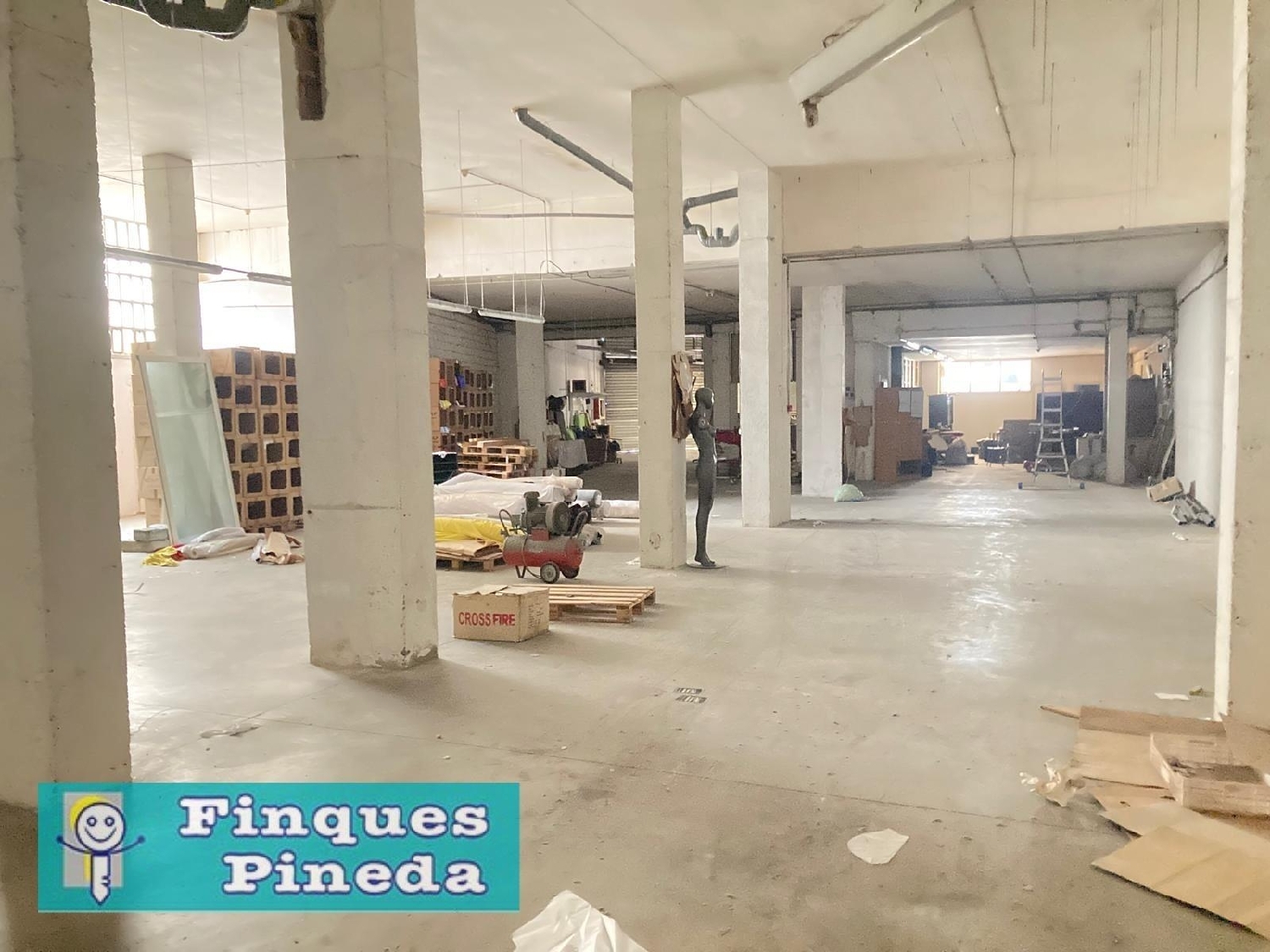  till salu lokal Cerdanyola Maresme 1