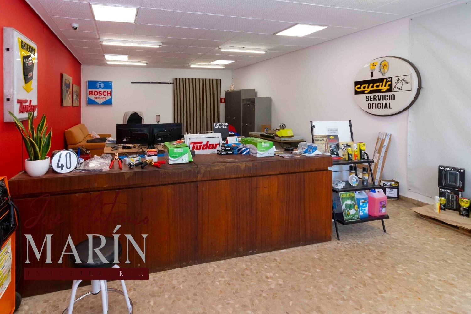  till salu lokal Cerro De Reyes Badajoz 1