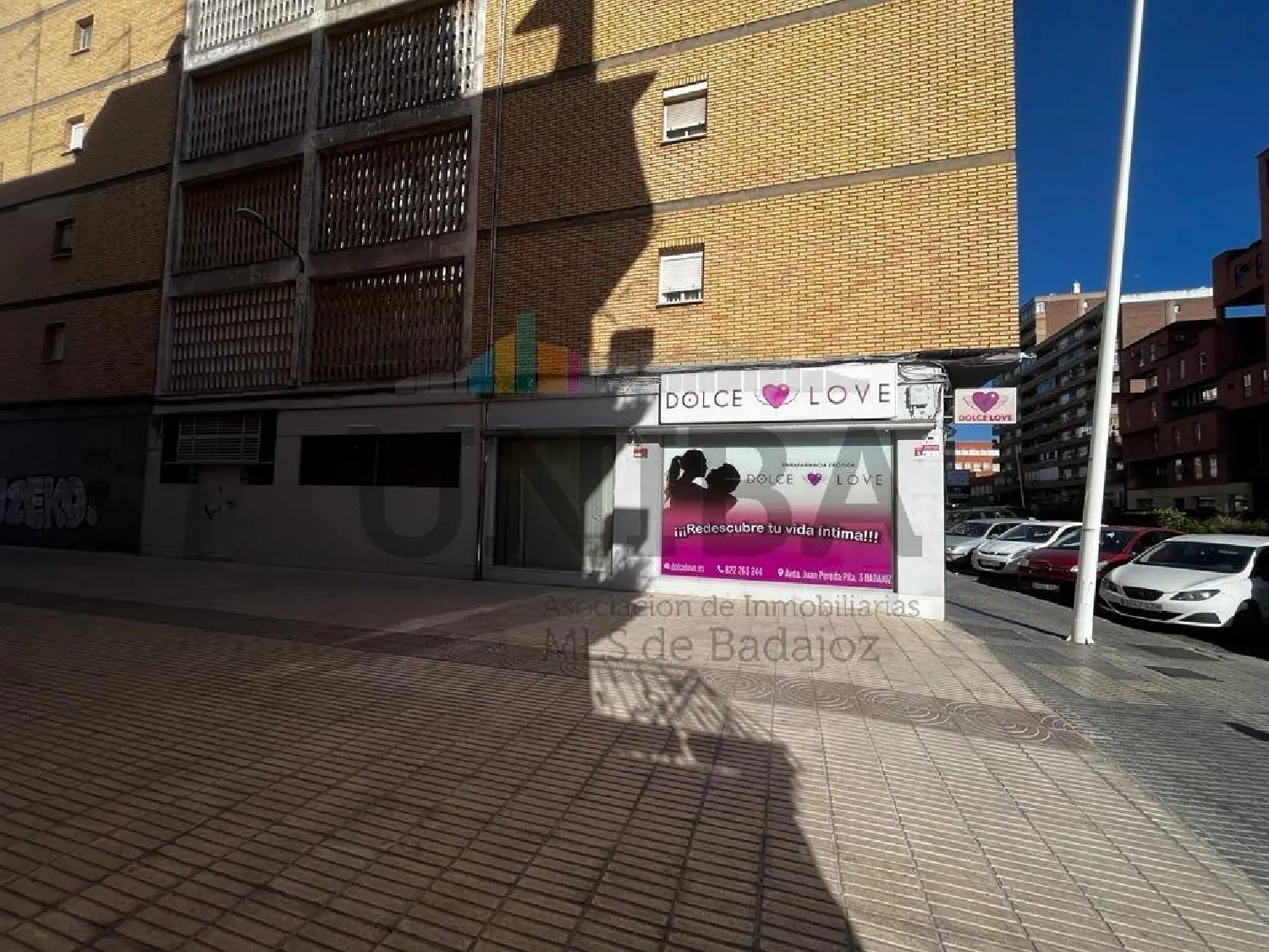 till salu lokal Cerro De Reyes Badajoz 2