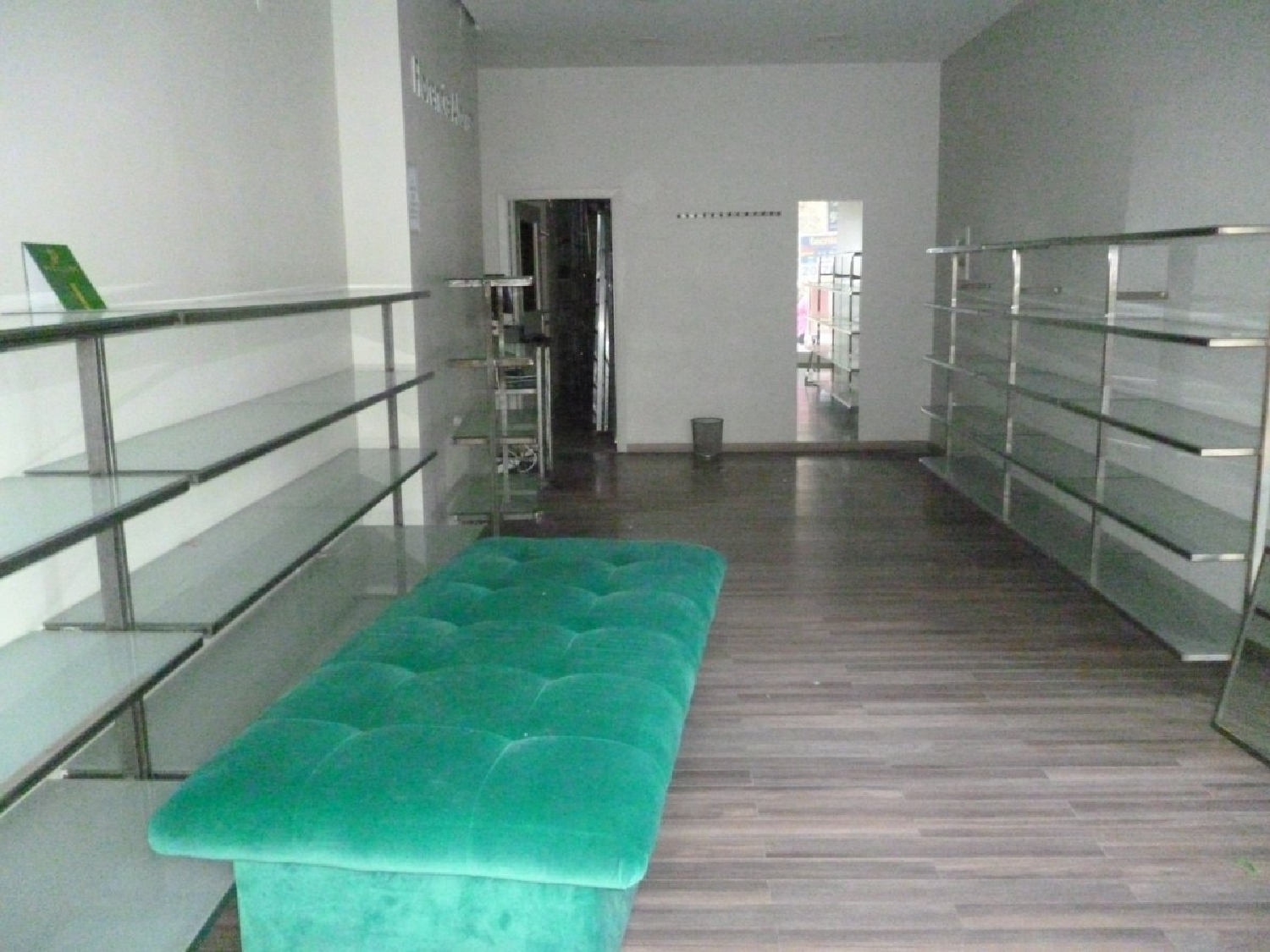  till salu lokal Cerro De Reyes Badajoz 1