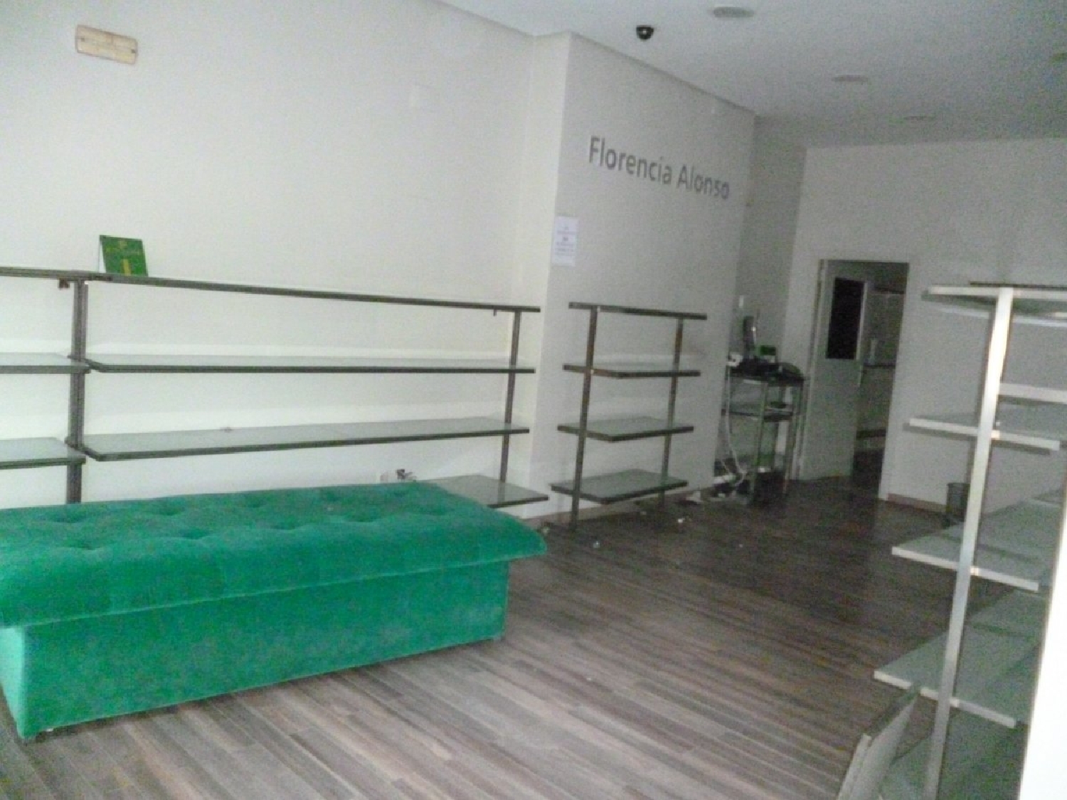till salu lokal Cerro De Reyes Badajoz 2