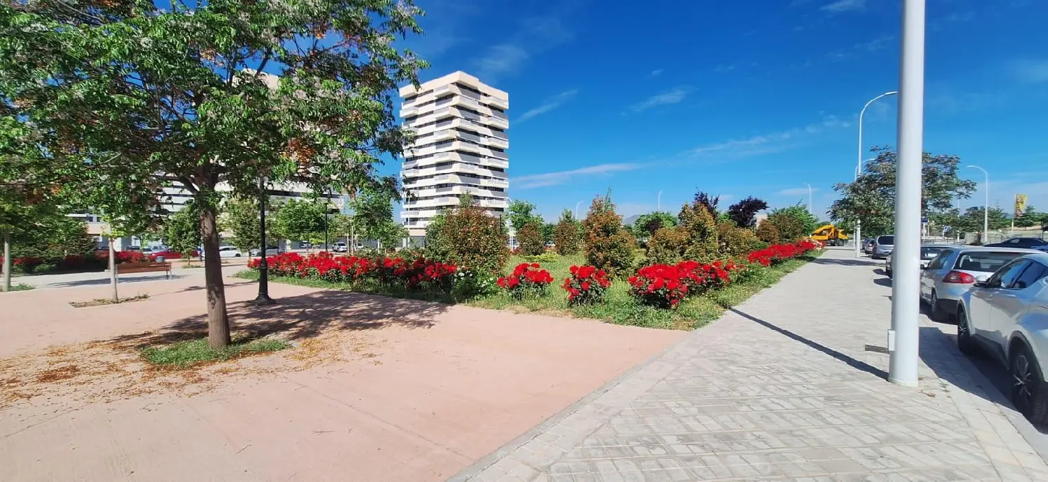 till salu lokal Chana - Parque Almunia - Caleta Vega De Granada 3