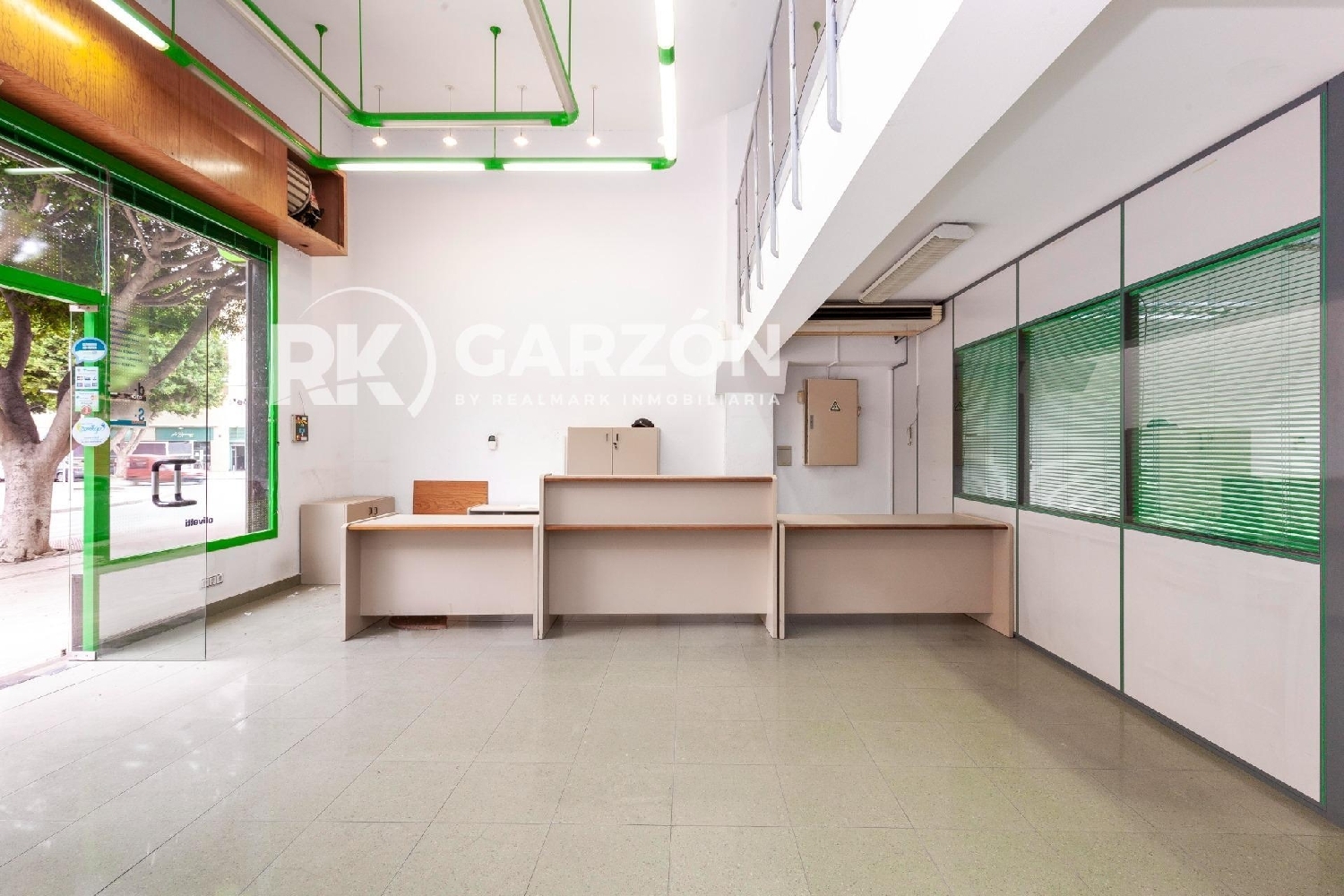  till salu lokal Ciudad Jardín-Zapillo-Cortijo Grande-Nueva Almería-Tagarete Comarca Metropolitana De Almería 5