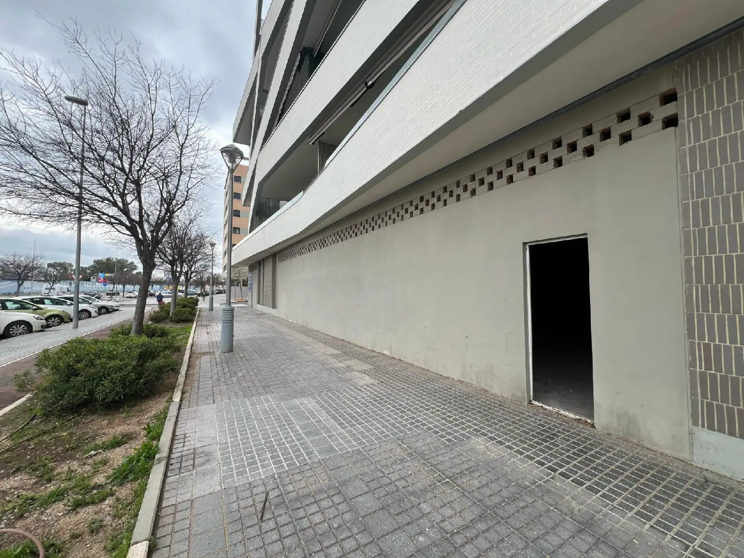  till salu lokal Ciudad Jardín Córdoba 1