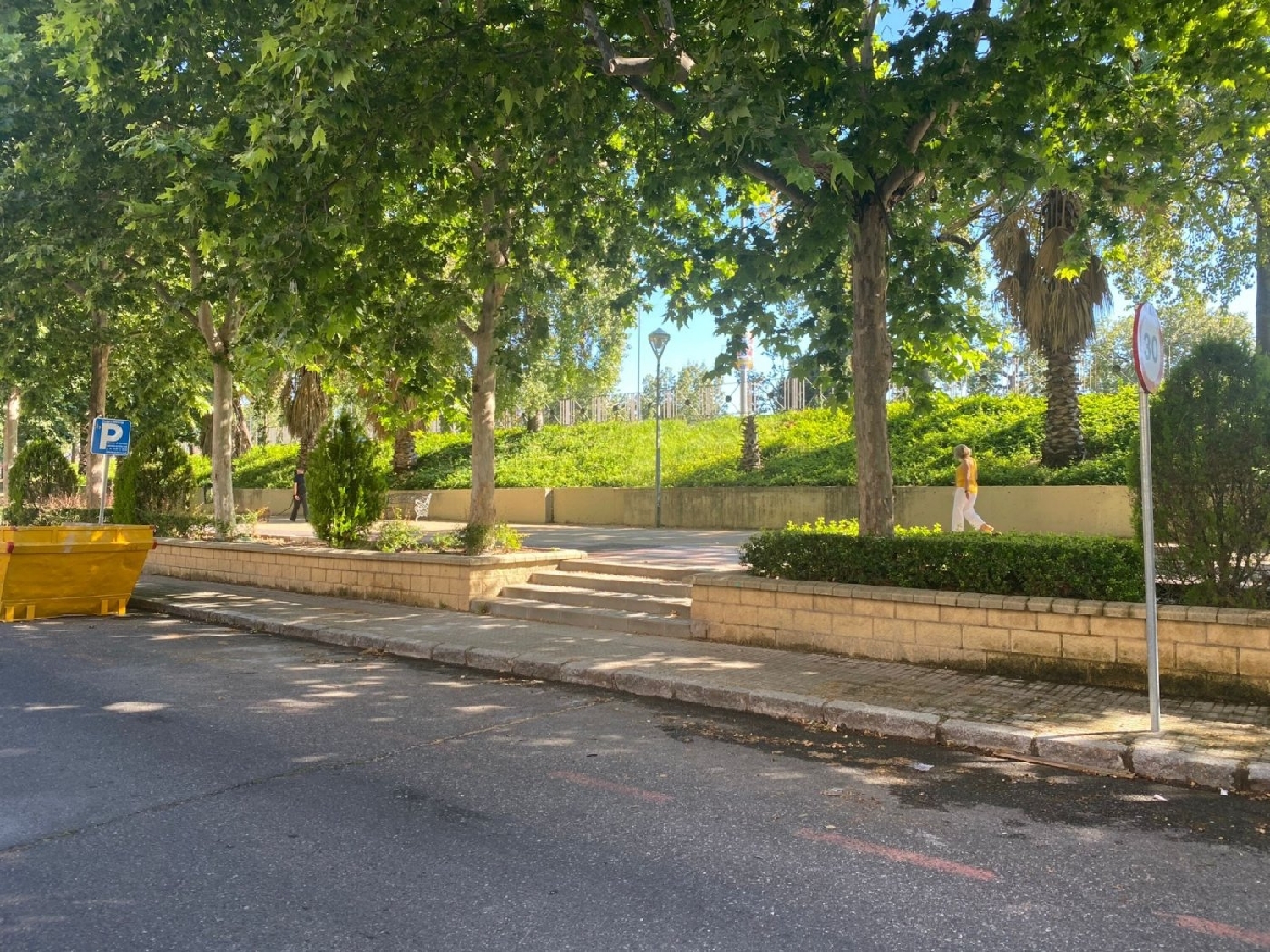  till salu lokal Ciudad Jardín Córdoba 1