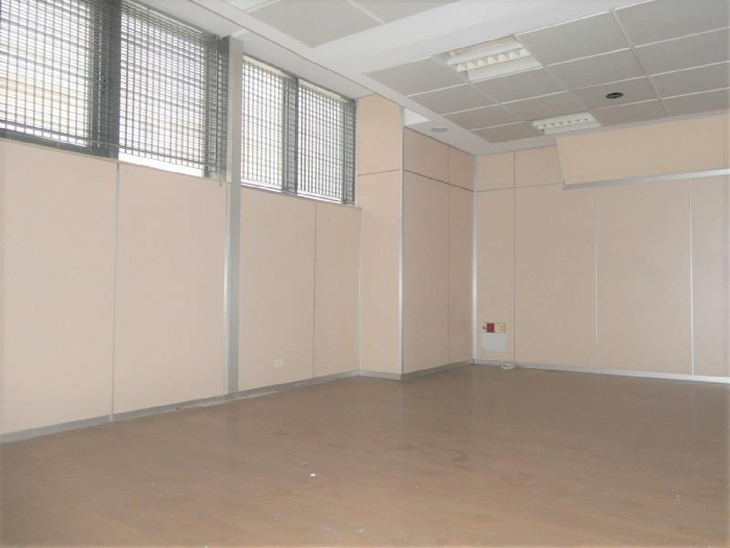 till salu lokal Ciutat Vella Sant Francesc Valencia 3