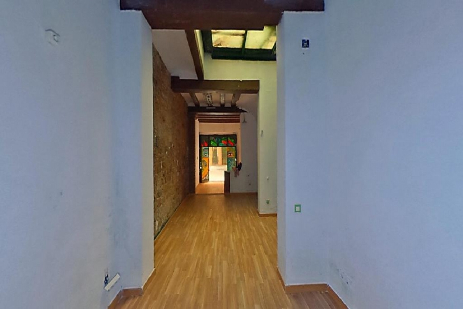  till salu lokal Ciutat Vella-Gòtic Barcelonès 4