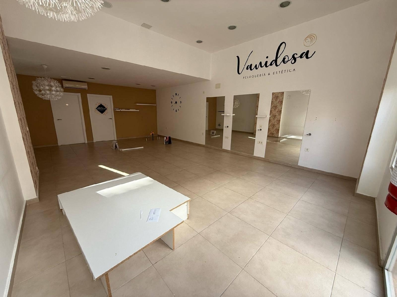  till salu lokal Club Campo Pino Badajoz 5