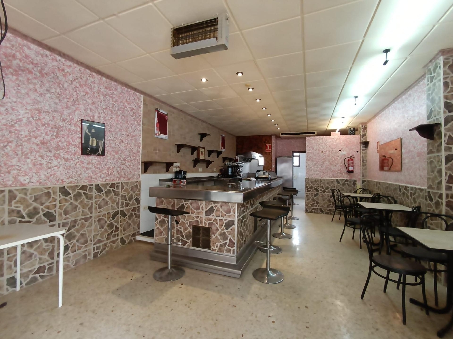  till salu lokal Coblanca Marina Baixa 5