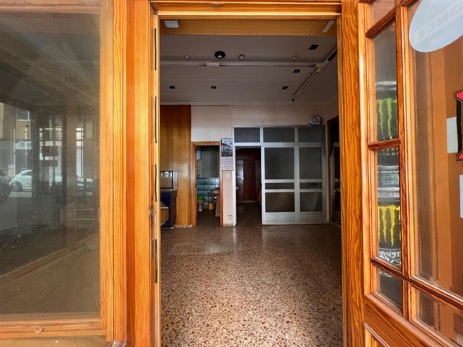  till salu lokal Colonia Sta. Ana Ribera Alta 5