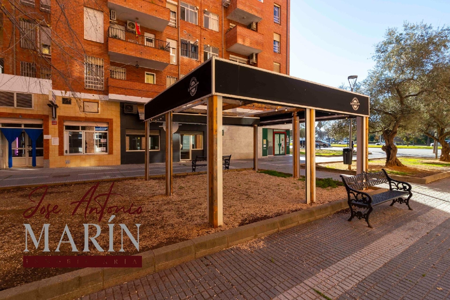  till salu lokal Corazón De Jesús Badajoz 3