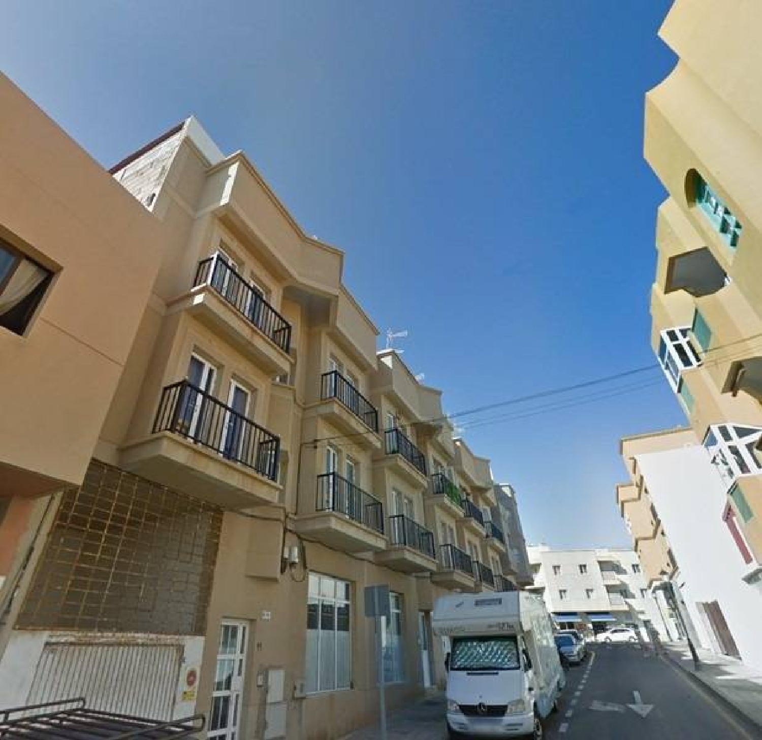 till salu lokal Corralejo Playa Oliva (La) 2