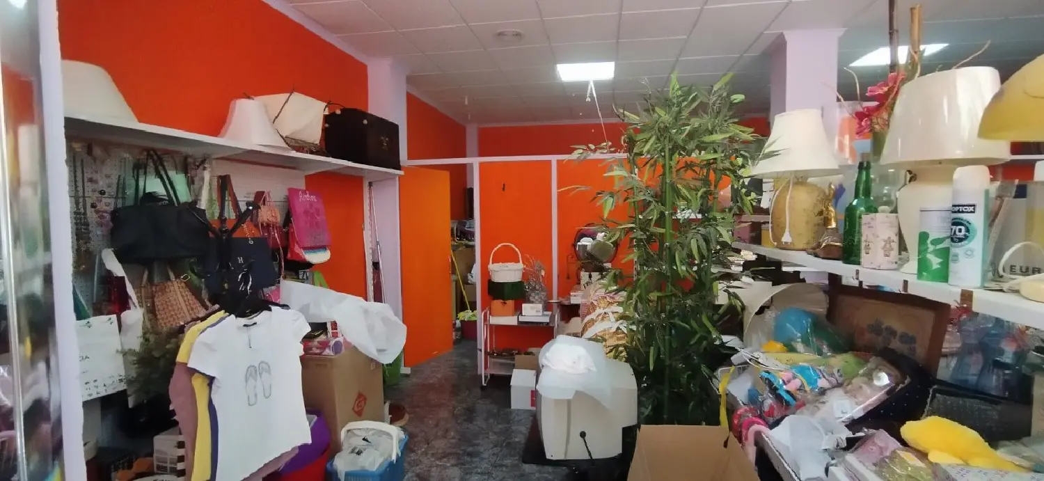  till salu lokal La Doctora Noroeste 1
