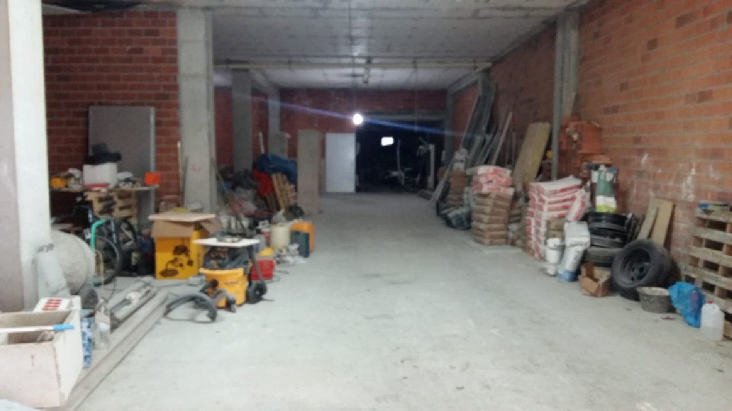  till salu lokal Covas Arriba Bergantiños 2