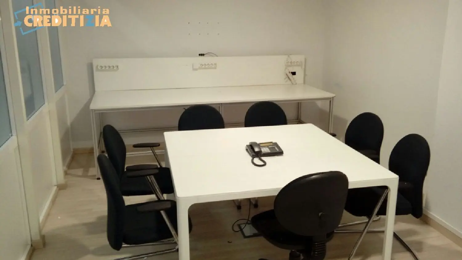 till salu lokal Cruceiro Vigo 2