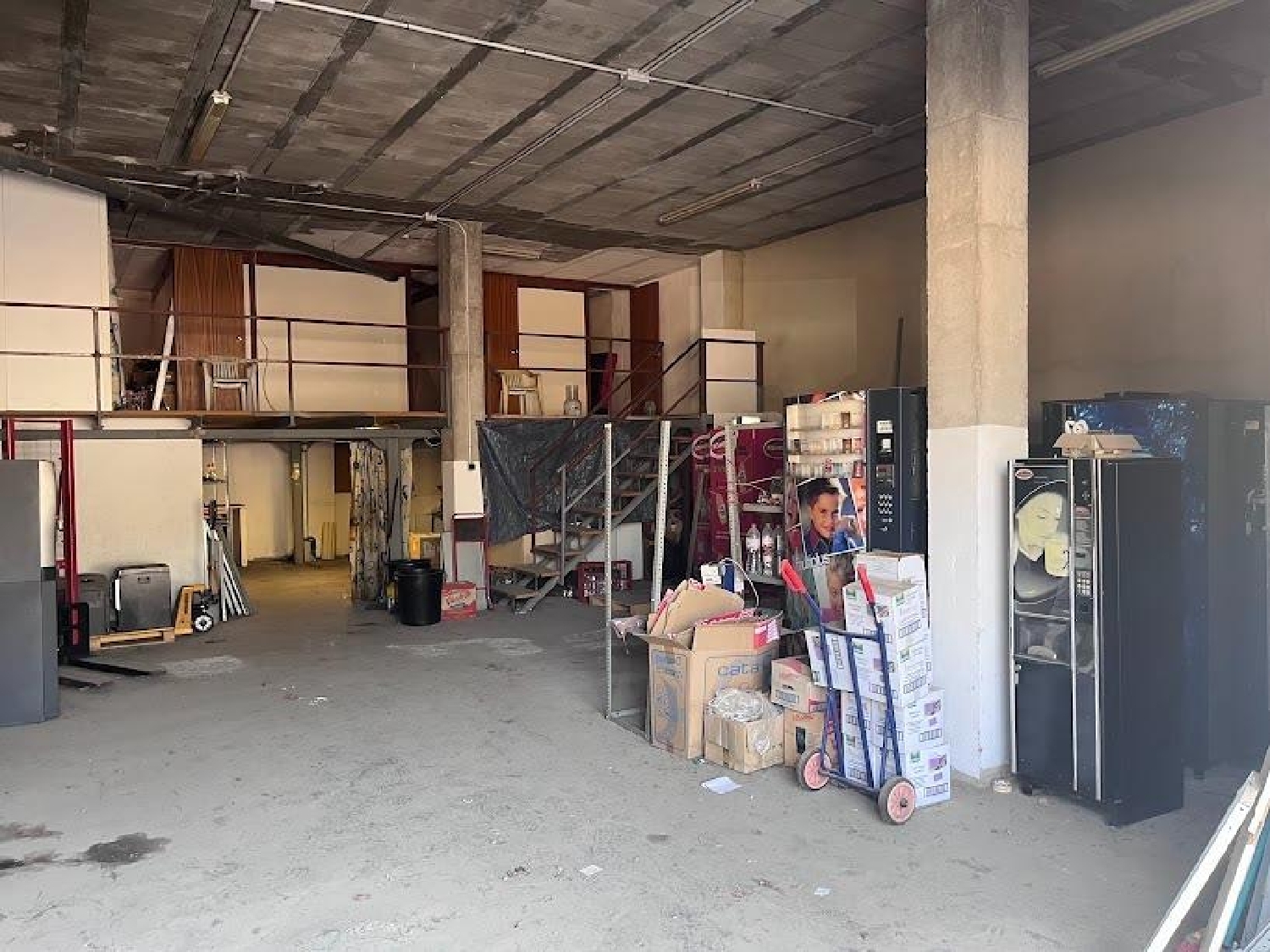 till salu lokal Cruz De Gracia Horta Oest 1