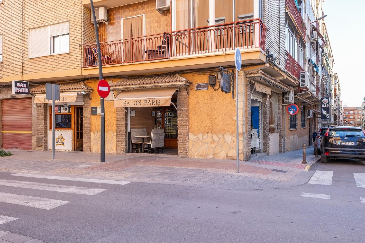  till salu lokal La Coma Horta Oest 1