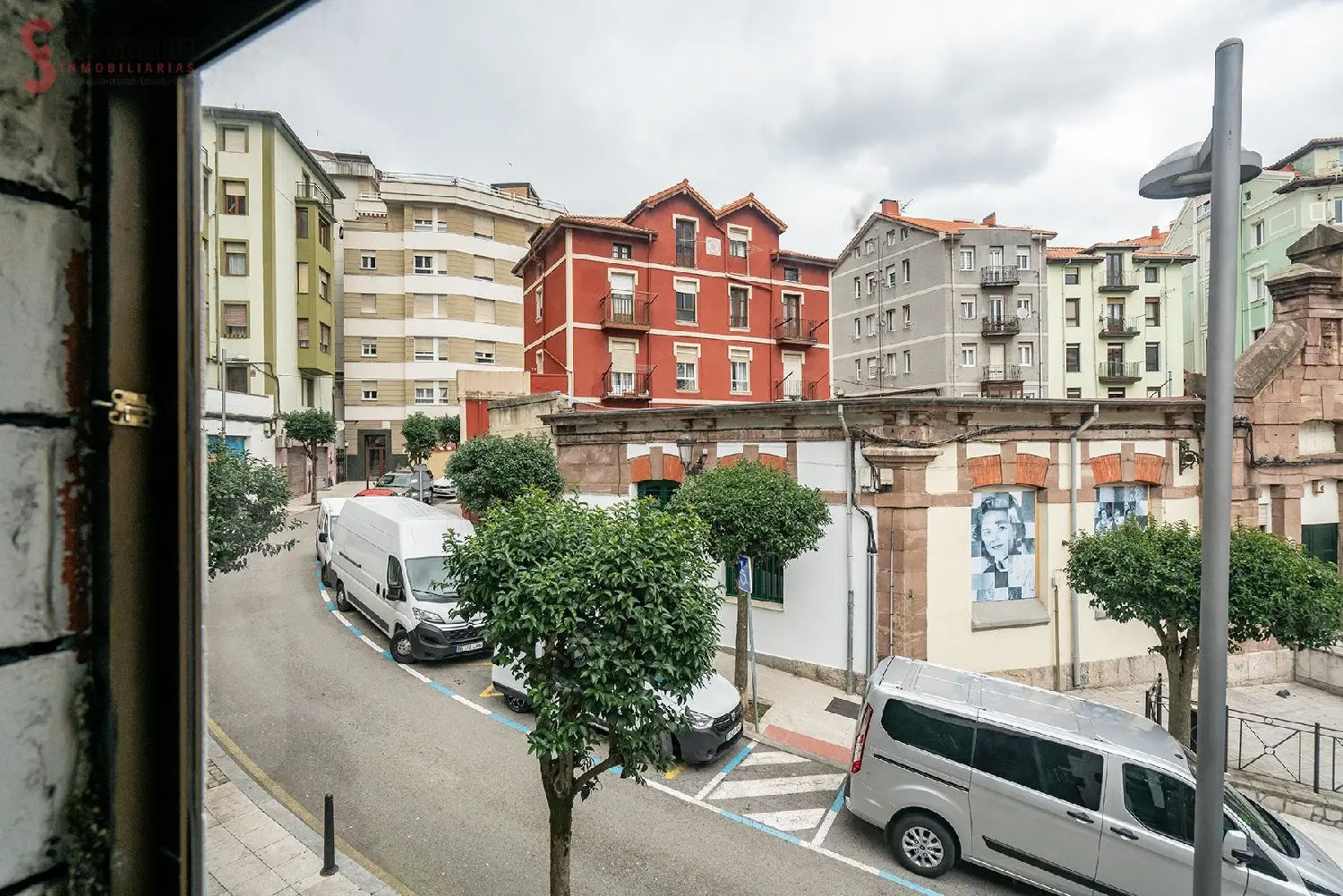  till salu lokal Cuatro Caminos Comarca De Santander 1