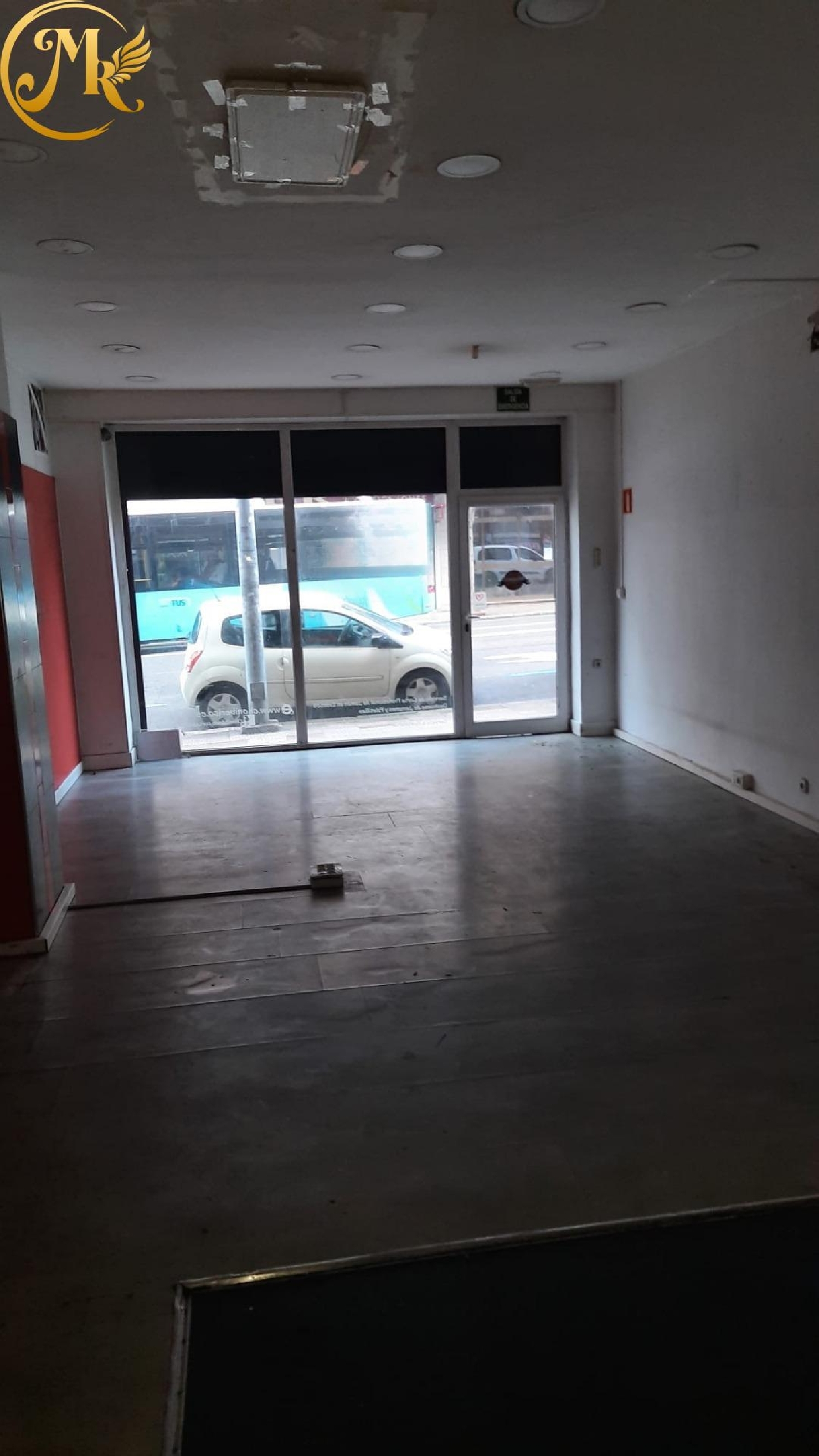  till salu lokal Cuatro Caminos Comarca De Santander 1