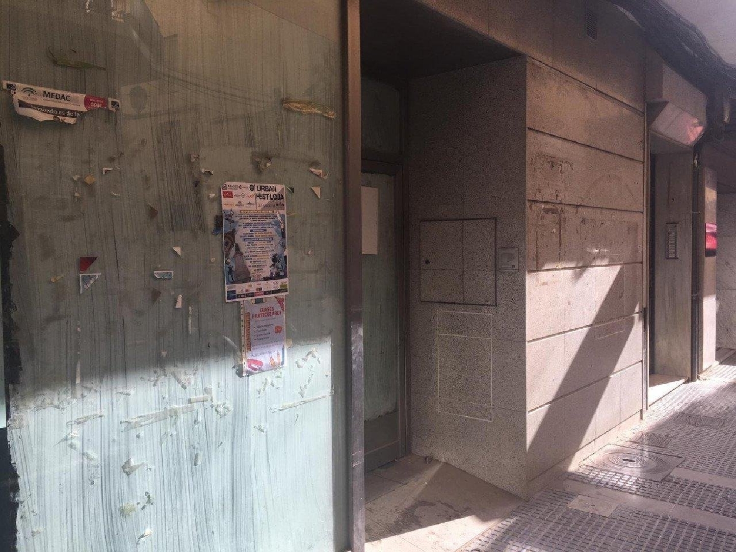  till salu lokal Cuesta Blanca Loja 4