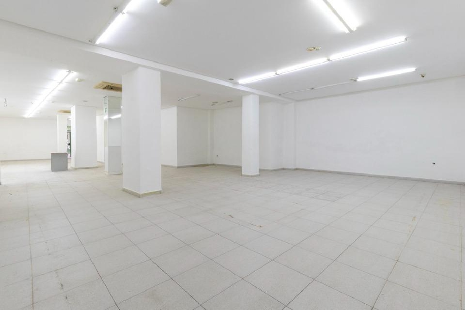  till salu lokal Cumbres Calicanto Hoya De Buñol 5