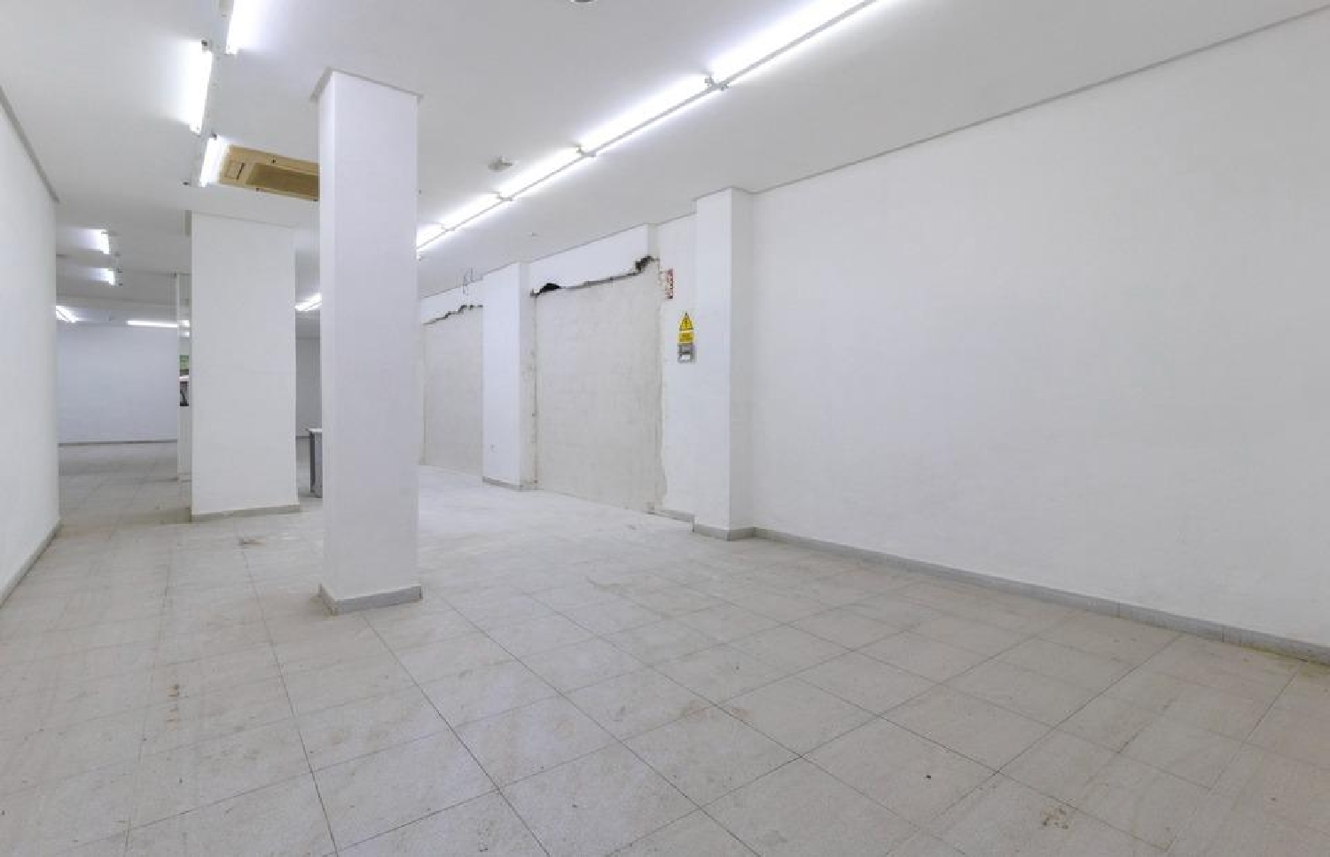  till salu lokal Cumbres Calicanto Hoya De Buñol 4